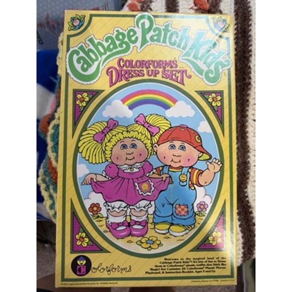 VINTAGE COLORFORMS CABBAGE PATCH KIDS DRESS UP PLAY SET 1983